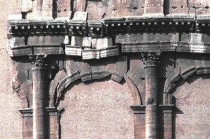 colosseo-frammenti-400x266